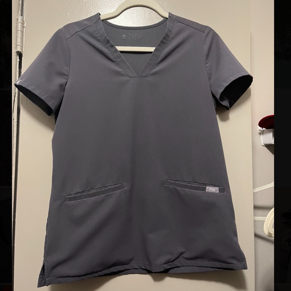 FIGS Charcoal Gray Scrubs